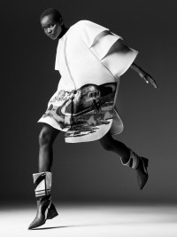 Editorial - © RORY VAN MILLINGEN