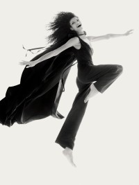 Editorial - © RORY VAN MILLINGEN