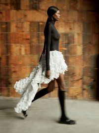 Editorial - © RORY VAN MILLINGEN