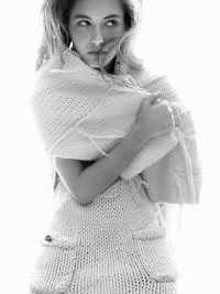 Editorial - © RORY VAN MILLINGEN