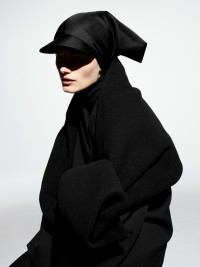 Editorial - © RORY VAN MILLINGEN