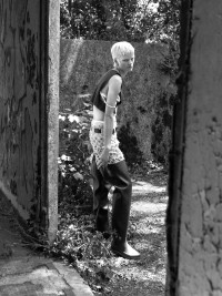 Editorial - © RORY VAN MILLINGEN