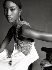 Editorial - © RORY VAN MILLINGEN