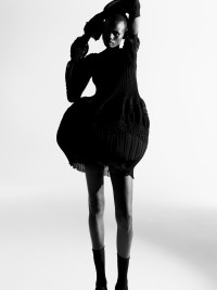 Editorial - © RORY VAN MILLINGEN