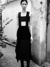 Editorial - © RORY VAN MILLINGEN