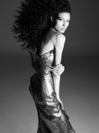 Editorial - © RORY VAN MILLINGEN