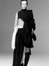 Editorial - © RORY VAN MILLINGEN