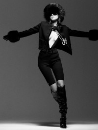 Editorial - © RORY VAN MILLINGEN