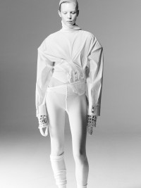 Editorial - © RORY VAN MILLINGEN