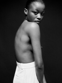 Editorial - © RORY VAN MILLINGEN