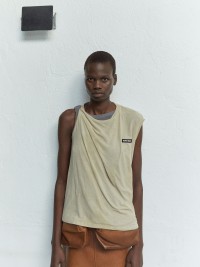 Editorial - © RORY VAN MILLINGEN