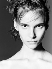 Editorial - © RORY VAN MILLINGEN