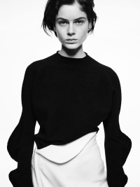 Editorial - © RORY VAN MILLINGEN